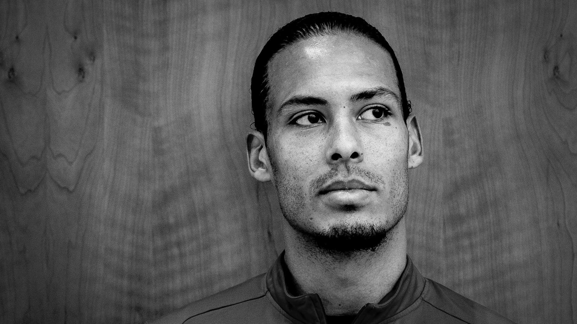 以与小型俱 以与小型俱