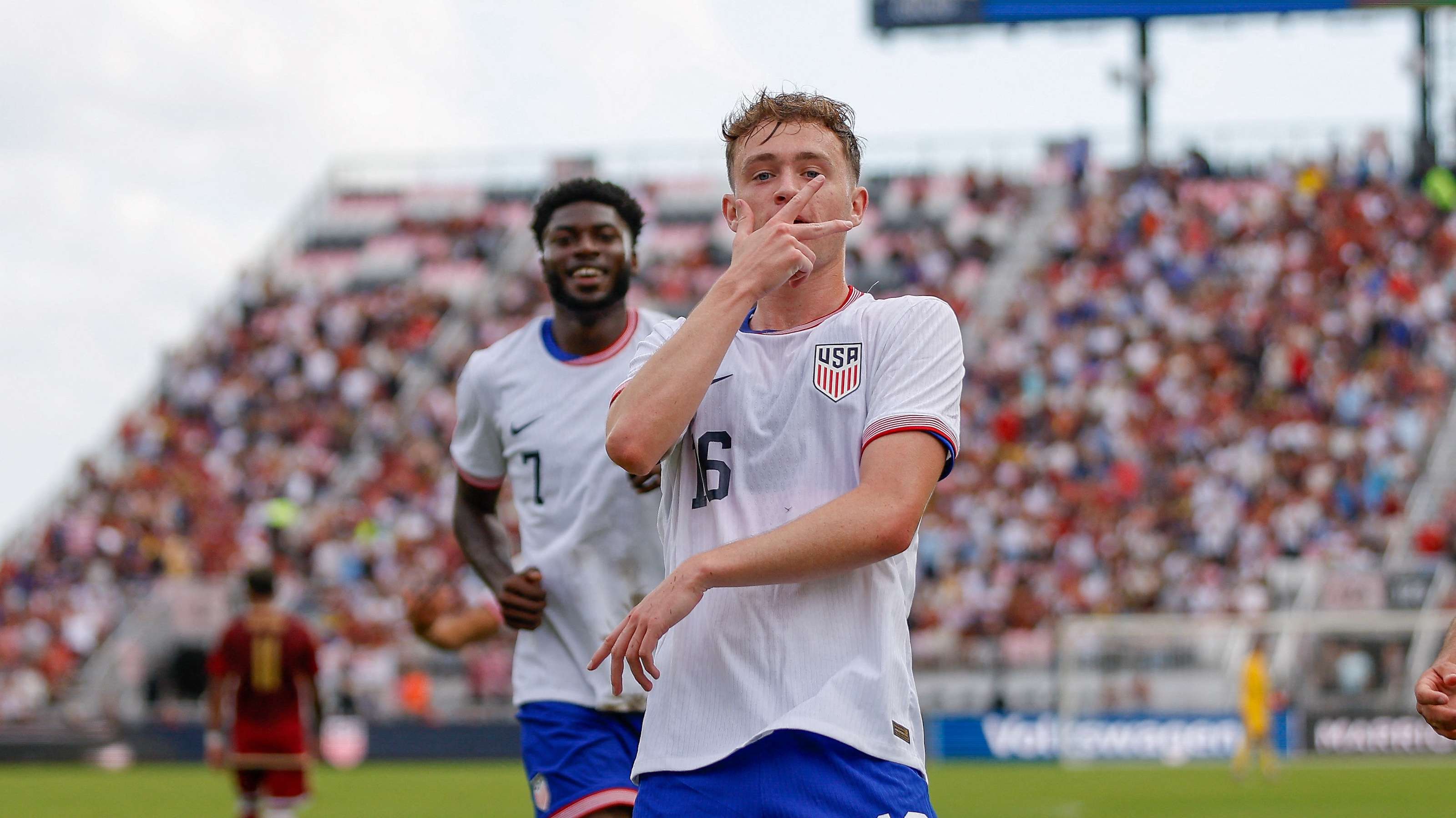 在现代足球 在现代足球